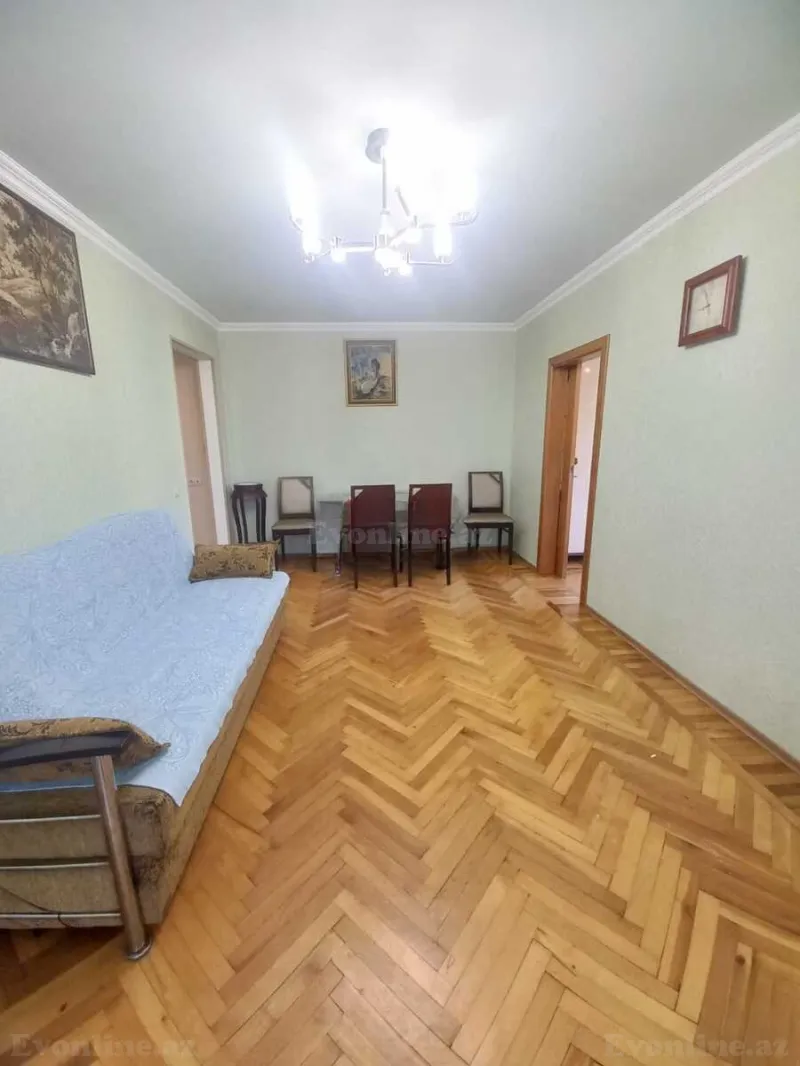 2 otaqlı köhnə tikili mənzil kirayə verilir — Elmlər Akademiyası m., Bakı - şəkil 4