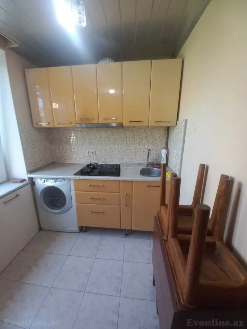 2 otaqlı köhnə tikili mənzil kirayə verilir — Elmlər Akademiyası m., Bakı - şəkil 10