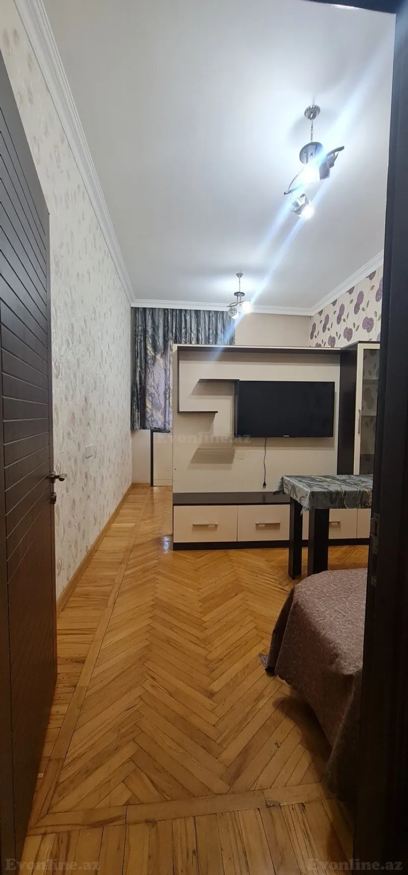 1 otaqlı köhnə tikili mənzil kirayə verilir — Səbail r., Bakı - şəkil 7