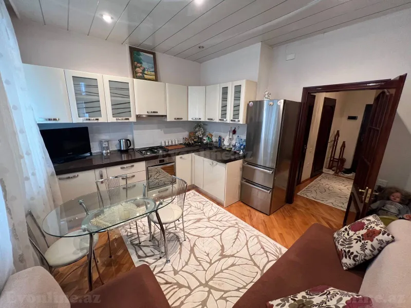 2 otaqlı Mənzil 75 m² Nəriman Nərimanov m. Satılır