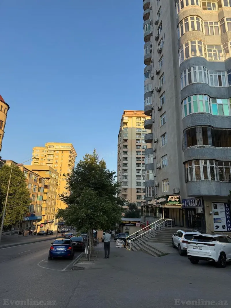 2 otaqlı yeni tikili mənzil satılır — 1-ci mikrorayon, Bakı - şəkil 2