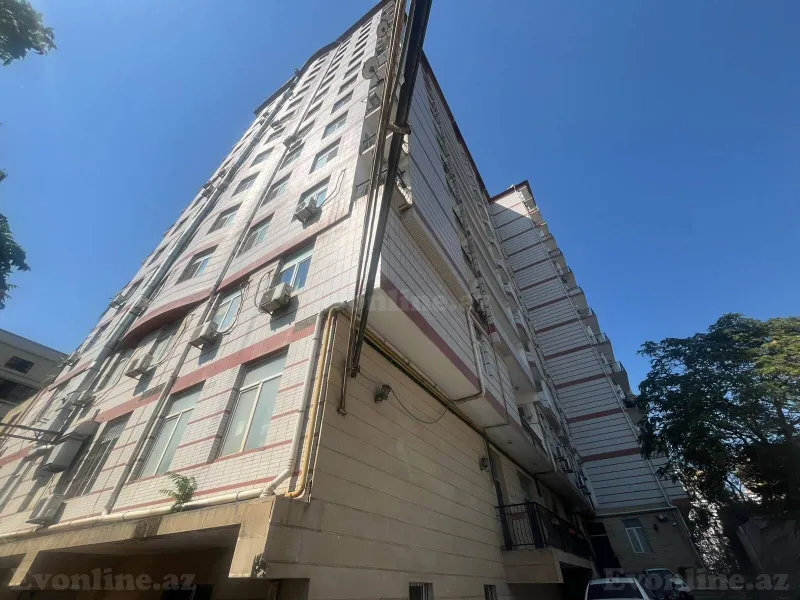 3 otaqlı Mənzil 127 m² Nizami m. Satılır