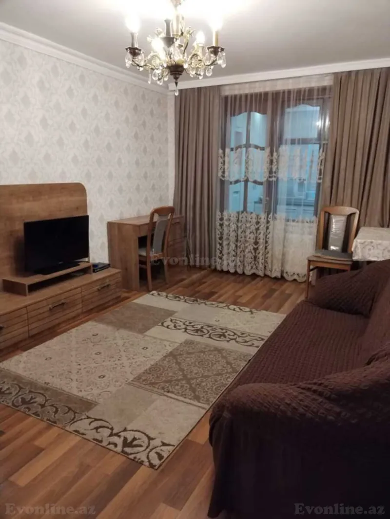 3 otaqlı köhnə tikili mənzil satılır — 20 Yanvar m., Bakı - şəkil 2