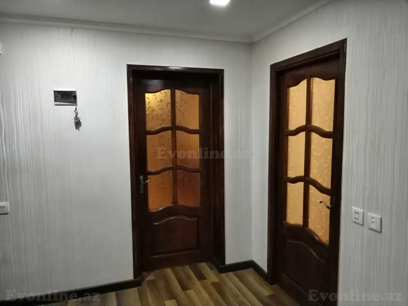 3 otaqlı köhnə tikili mənzil satılır — 20 Yanvar m., Bakı - şəkil 5