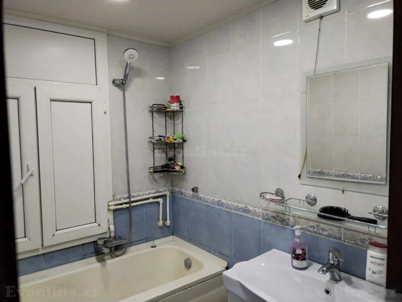 3 otaqlı köhnə tikili mənzil satılır — 20 Yanvar m., Bakı - şəkil 12