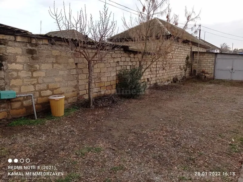 3 otaqlı həyət evi satılır — Saatlı - şəkil 2