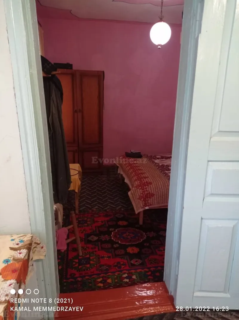 3 otaqlı həyət evi satılır — Saatlı - şəkil 8