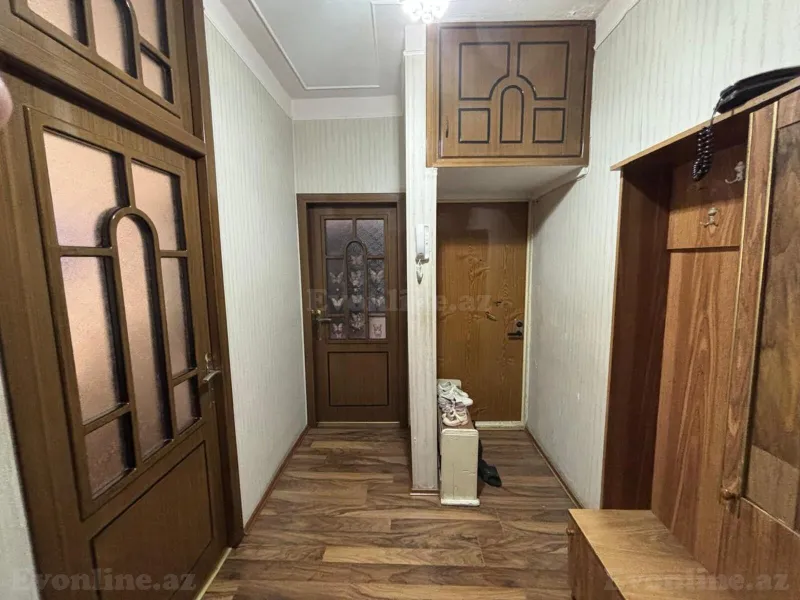 4 otaqlı köhnə tikili mənzil satılır — Yeni Yasamal, Bakı - şəkil 14