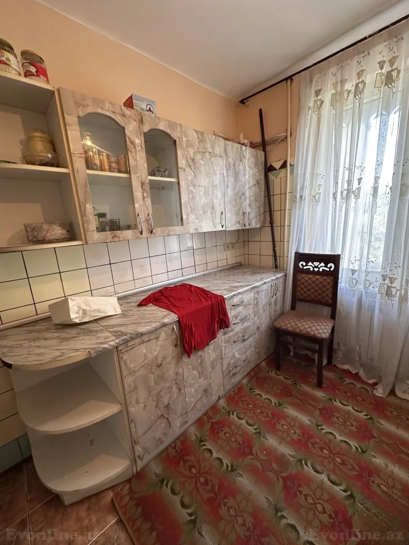 2 otaqlı köhnə tikili mənzil satılır — 8-ci mikrorayon, Bakı - şəkil 13