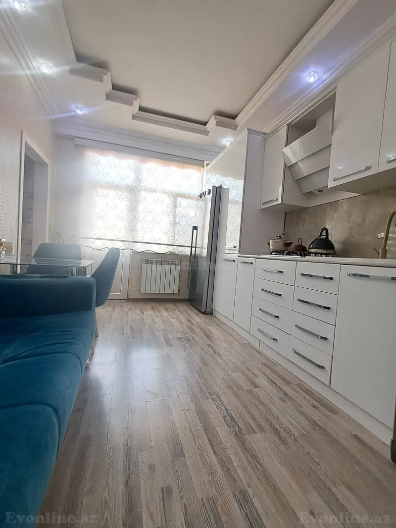 3 otaqlı yeni tikili mənzil satılır — Yeni Yasamal, Bakı - şəkil 9