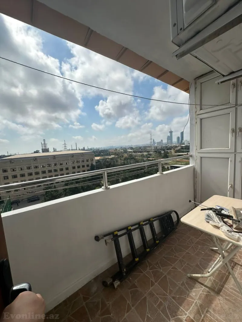 3 otaqlı Mənzil 100 m² Koroğlu m. Kirayə verilir