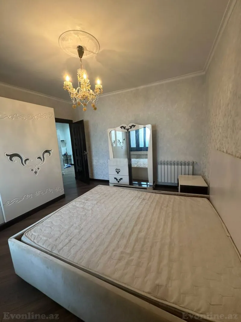 3 otaqlı köhnə tikili mənzil kirayə verilir — Koroğlu m., Bakı - şəkil 5