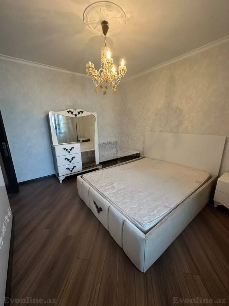 3 otaqlı köhnə tikili mənzil kirayə verilir — Koroğlu m., Bakı - şəkil 6