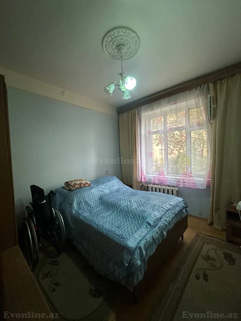 4 otaqlı köhnə tikili mənzil satılır — Bakıxanov, Bakı - şəkil 16