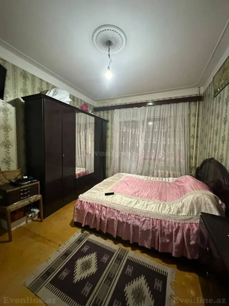 4 otaqlı köhnə tikili mənzil satılır — Bakıxanov, Bakı - şəkil 19