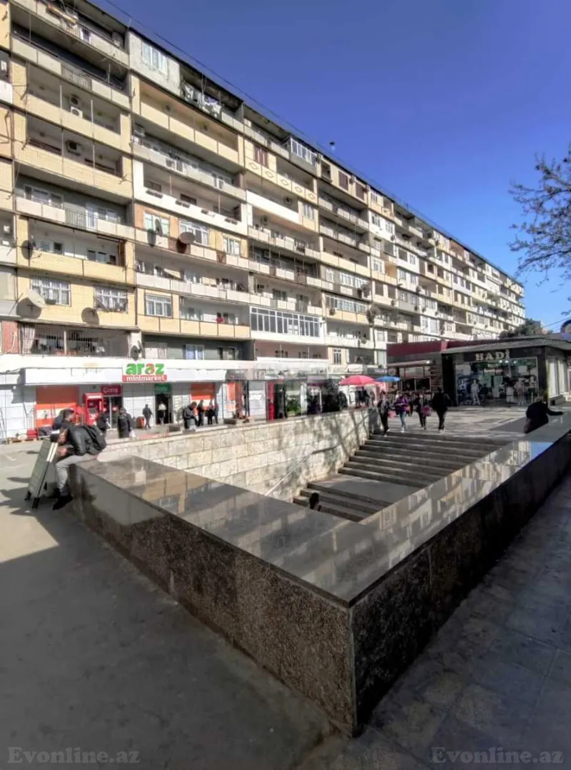 4 otaqlı Mənzil 105 m² Əhmədli m. Satılır