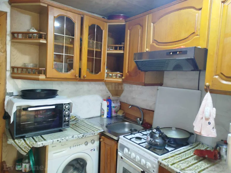 2 otaqlı köhnə tikili mənzil satılır — Həzi Aslanov m., Bakı - şəkil 8