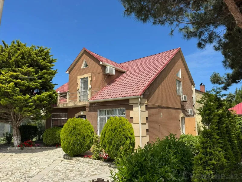 4 otaqlı Həyət evi 201 m² Şağan Satılır