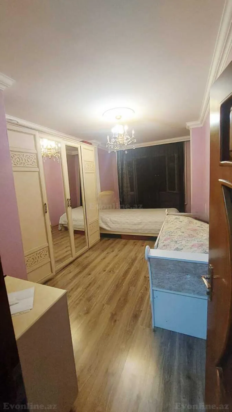 3 otaqlı köhnə tikili mənzil satılır — Qaraçuxur, Bakı - şəkil 4