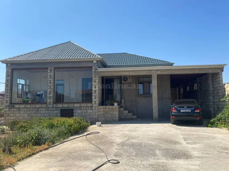 5 otaqlı Həyət evi 140 m² Saray Satılır