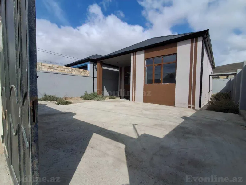 3 otaqlı Həyət evi 110 m² Qobu Satılır