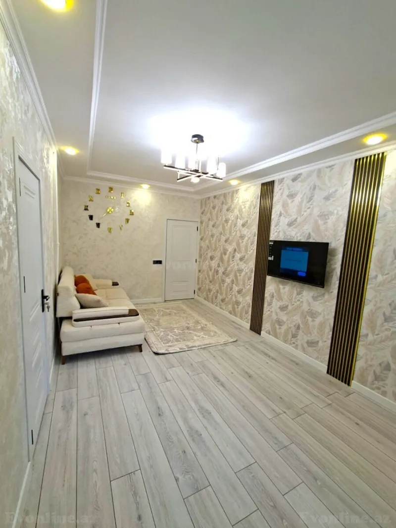 3 otaqlı köhnə tikili mənzil satılır — Bakıxanov, Bakı - şəkil 3
