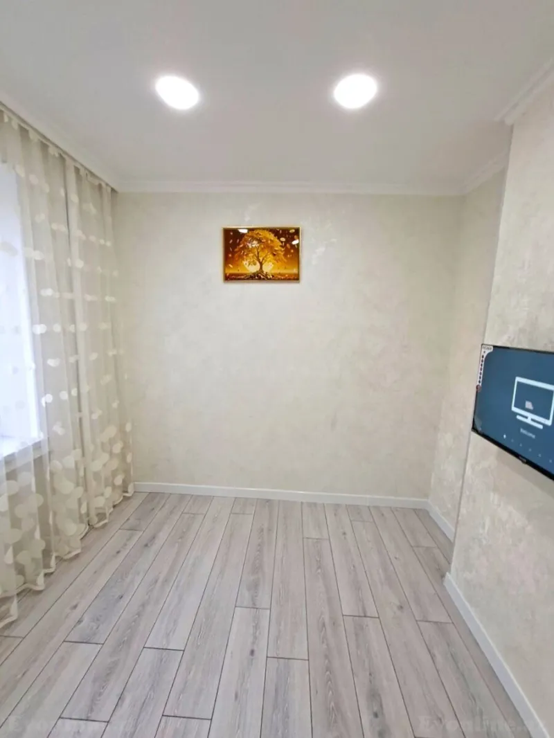 3 otaqlı köhnə tikili mənzil satılır — Bakıxanov, Bakı - şəkil 6