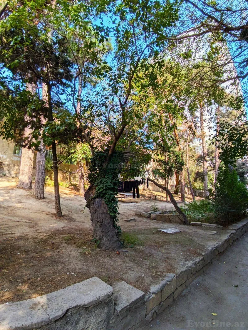 3 otaqlı köhnə tikili mənzil satılır — 20 Yanvar m., Bakı - şəkil 4