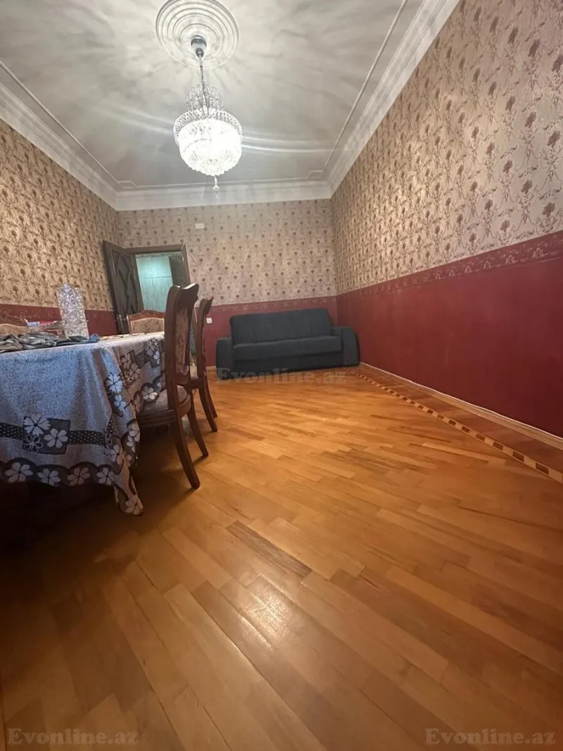 2 otaqlı Mənzil 90 m² 9-cu mikrorayon Satılır