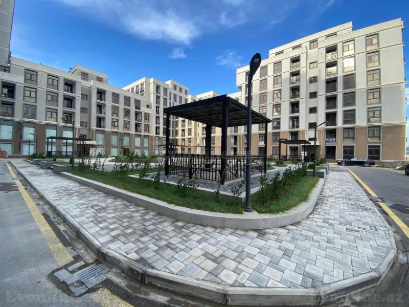 2 otaqlı Mənzil 118.5 m² 8 Noyabr m. Satılır