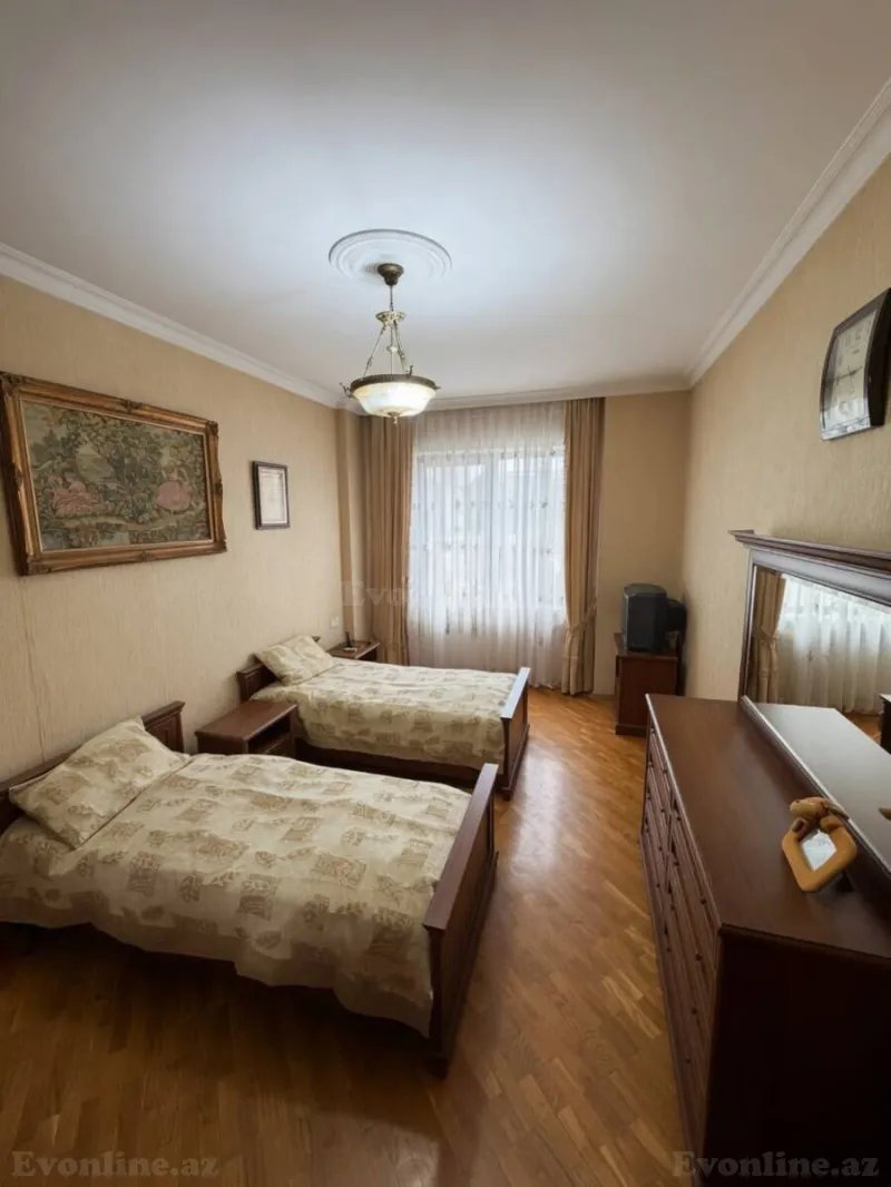 2 otaqlı Mənzil 103 m² Gənclik m. Satılır