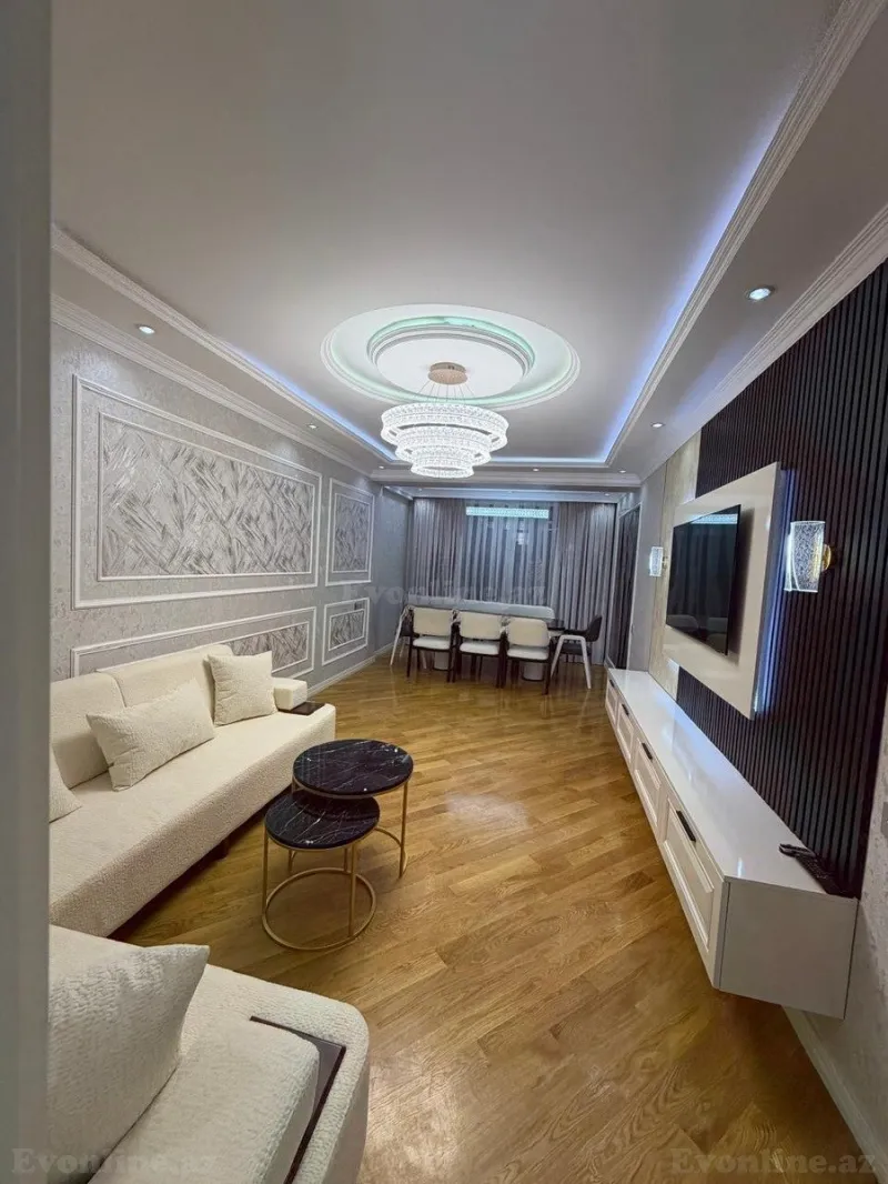 3 otaqlı Mənzil 140 m² Neftçilər m. Satılır