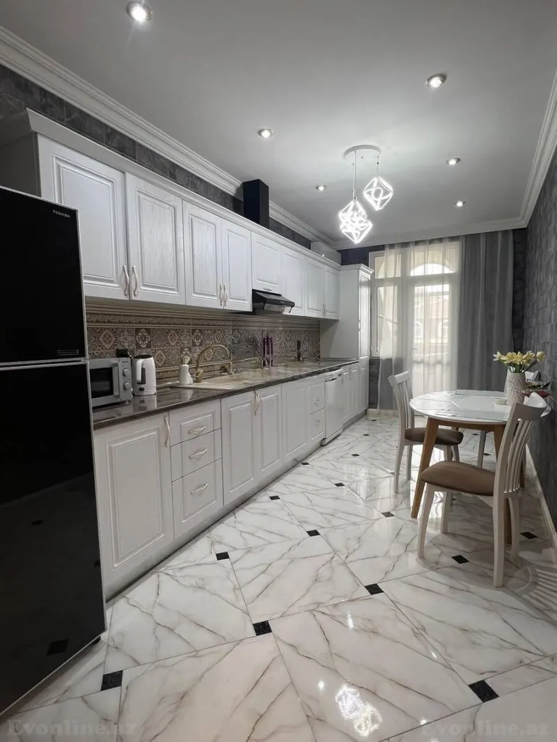 3 otaqlı yeni tikili mənzil satılır — 20 Yanvar m., Bakı - şəkil 10