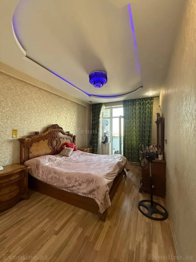2 otaqlı Mənzil 83 m² 7-ci mikrorayon Satılır