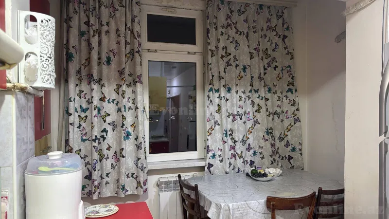 2 otaqlı köhnə tikili mənzil satılır — Həzi Aslanov, Bakı - şəkil 9