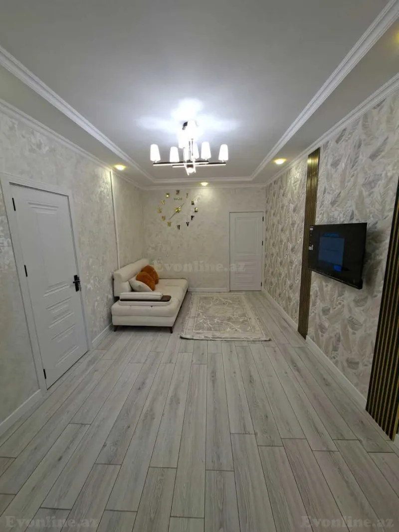 3 otaqlı köhnə tikili mənzil satılır — Bakıxanov, Bakı - şəkil 3