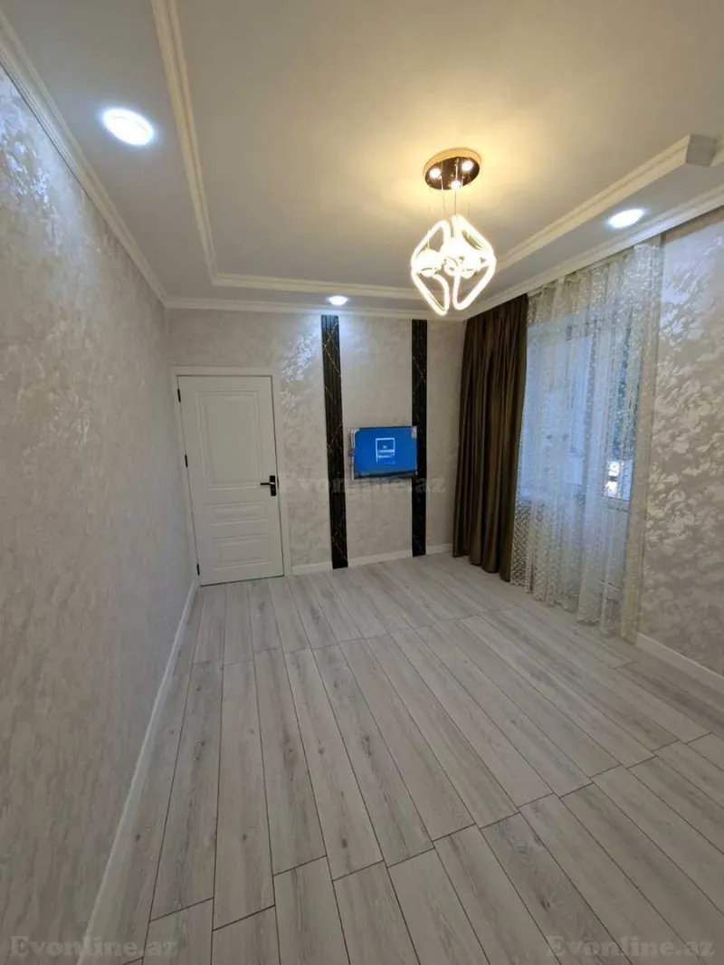 3 otaqlı köhnə tikili mənzil satılır — Bakıxanov, Bakı - şəkil 9