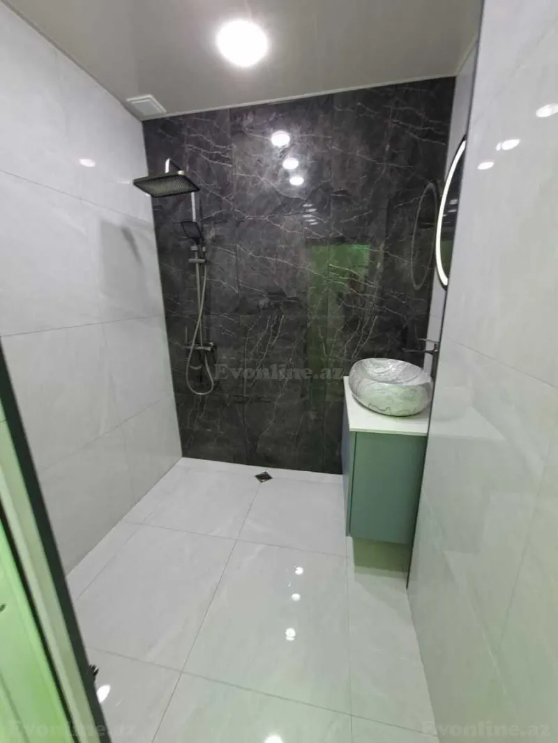 3 otaqlı köhnə tikili mənzil satılır — Bakıxanov, Bakı - şəkil 19