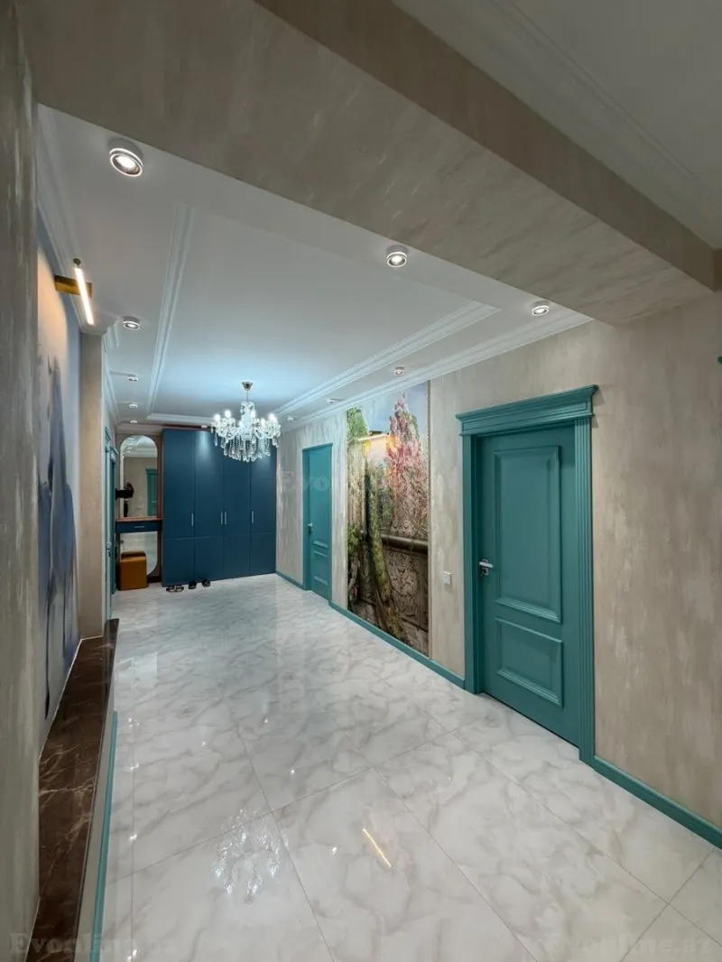 3 otaqlı Mənzil 147 m² Neftçilər m. Satılır