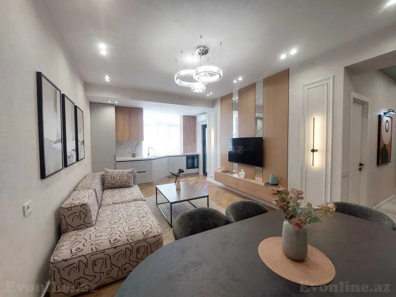 3 otaqlı Mənzil 90 m² Gənclik m. Kirayə verilir