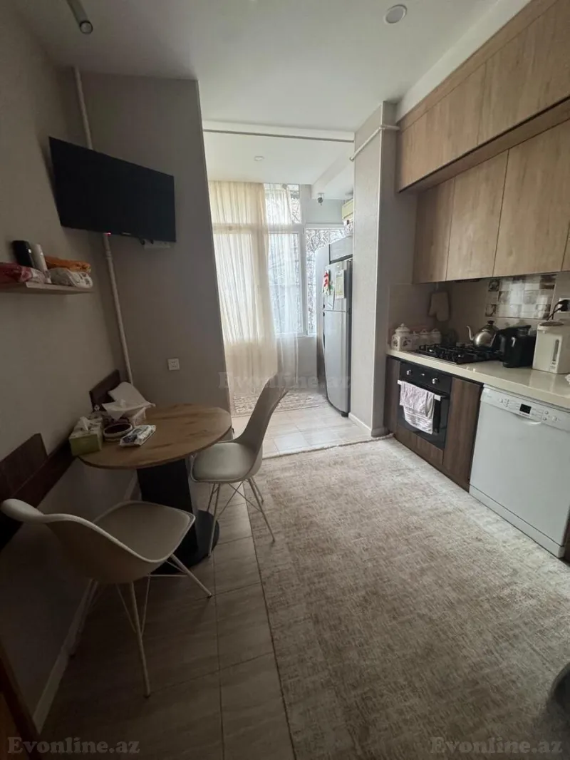 3 otaqlı köhnə tikili mənzil satılır — 28 May m., Bakı - şəkil 2