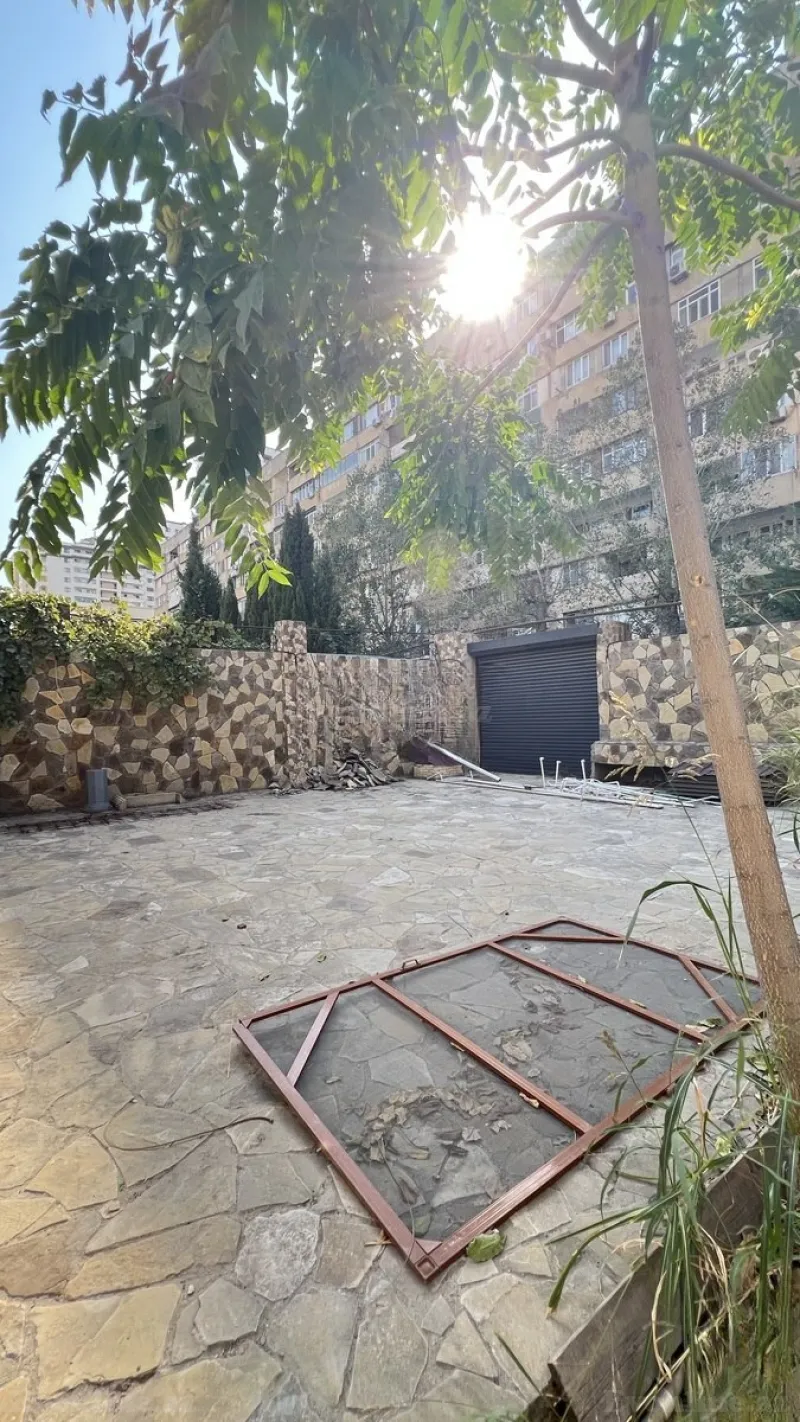 6 otaqlı həyət evi satılır — Yasamal, Bakı - şəkil 2