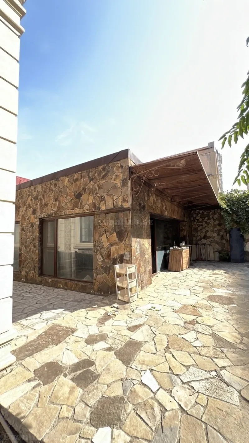 6 otaqlı həyət evi satılır — Yasamal, Bakı - şəkil 3