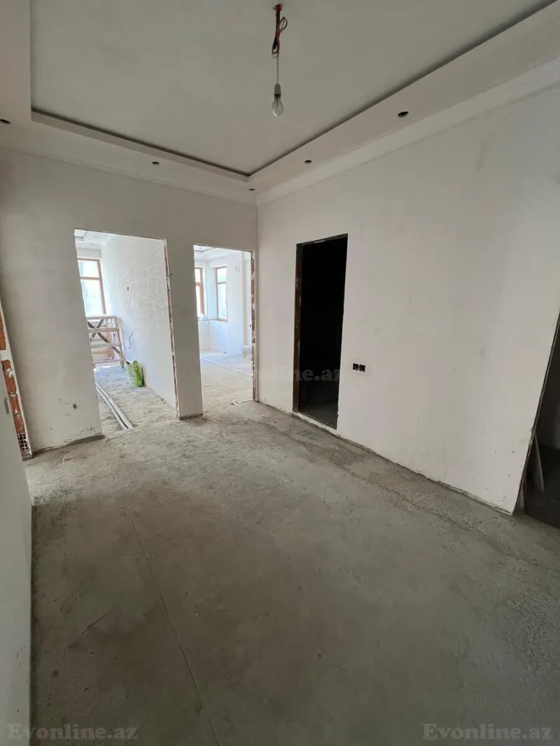 3 otaqlı Mənzil 100 m² Elmlər Akademiyası m. Satılır