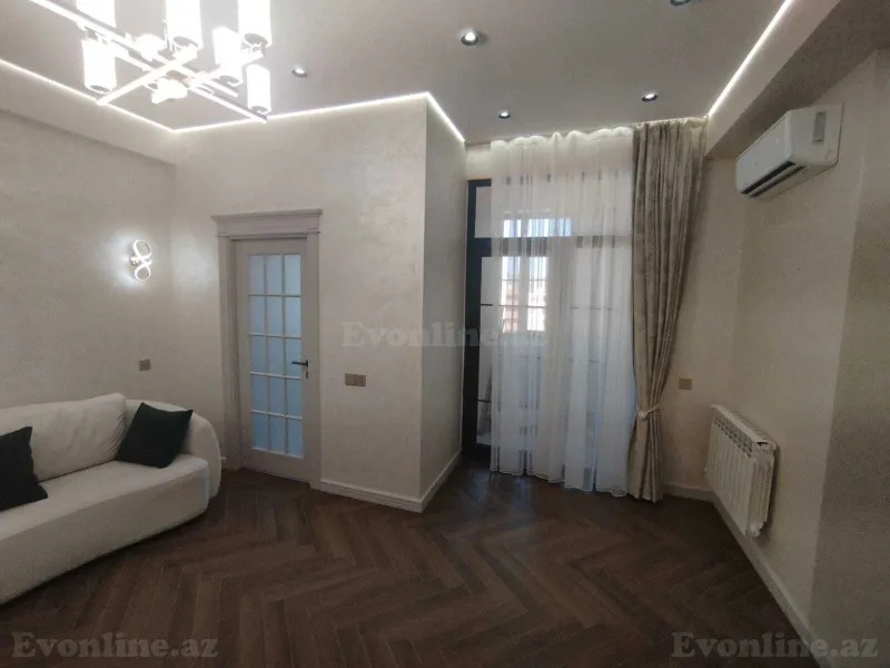 2 otaqlı Mənzil 68 m² Neftçilər m. Kirayə verilir
