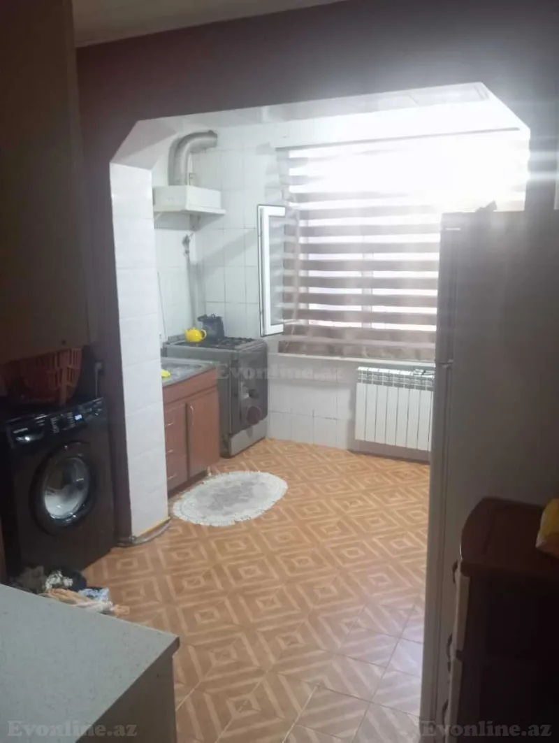 4 otaqlı köhnə tikili mənzil satılır — Nizami r., Bakı - şəkil 5
