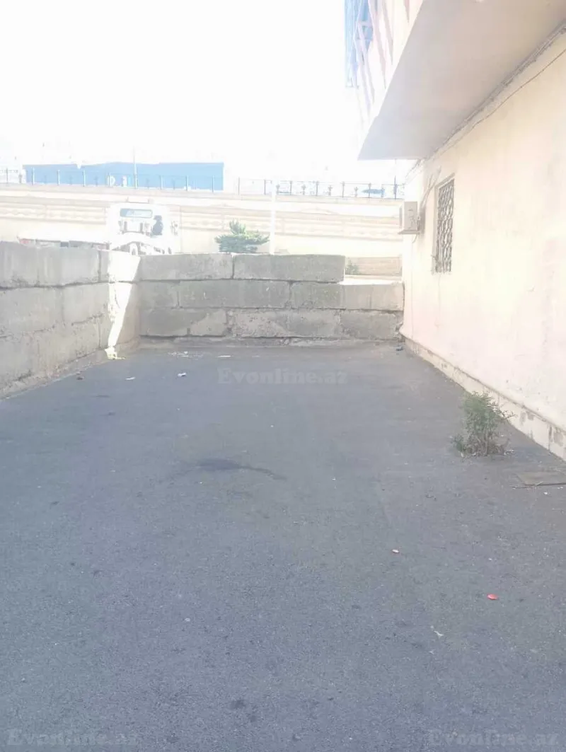 4 otaqlı köhnə tikili mənzil satılır — Nizami r., Bakı - şəkil 12