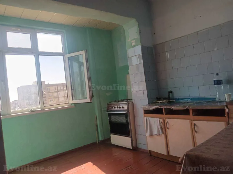 3 otaqlı köhnə tikili mənzil satılır — Xətai r., Bakı - şəkil 4