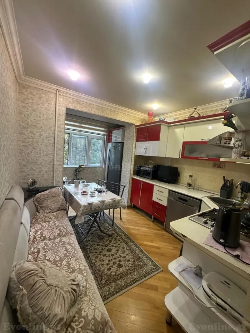 3 otaqlı köhnə tikili mənzil satılır — Nəsimi m., Bakı - şəkil 4