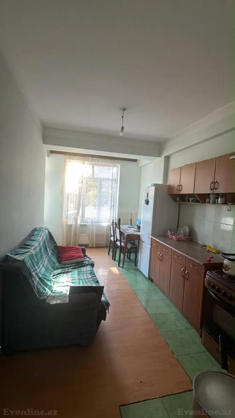 2 otaqlı köhnə tikili mənzil kirayə verilir — Gənclik m., Bakı - şəkil 3